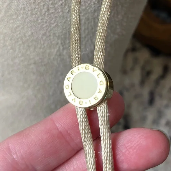 Bvlgari x Emirates Metallic Drawstring Pouch - Picture 5 of 11